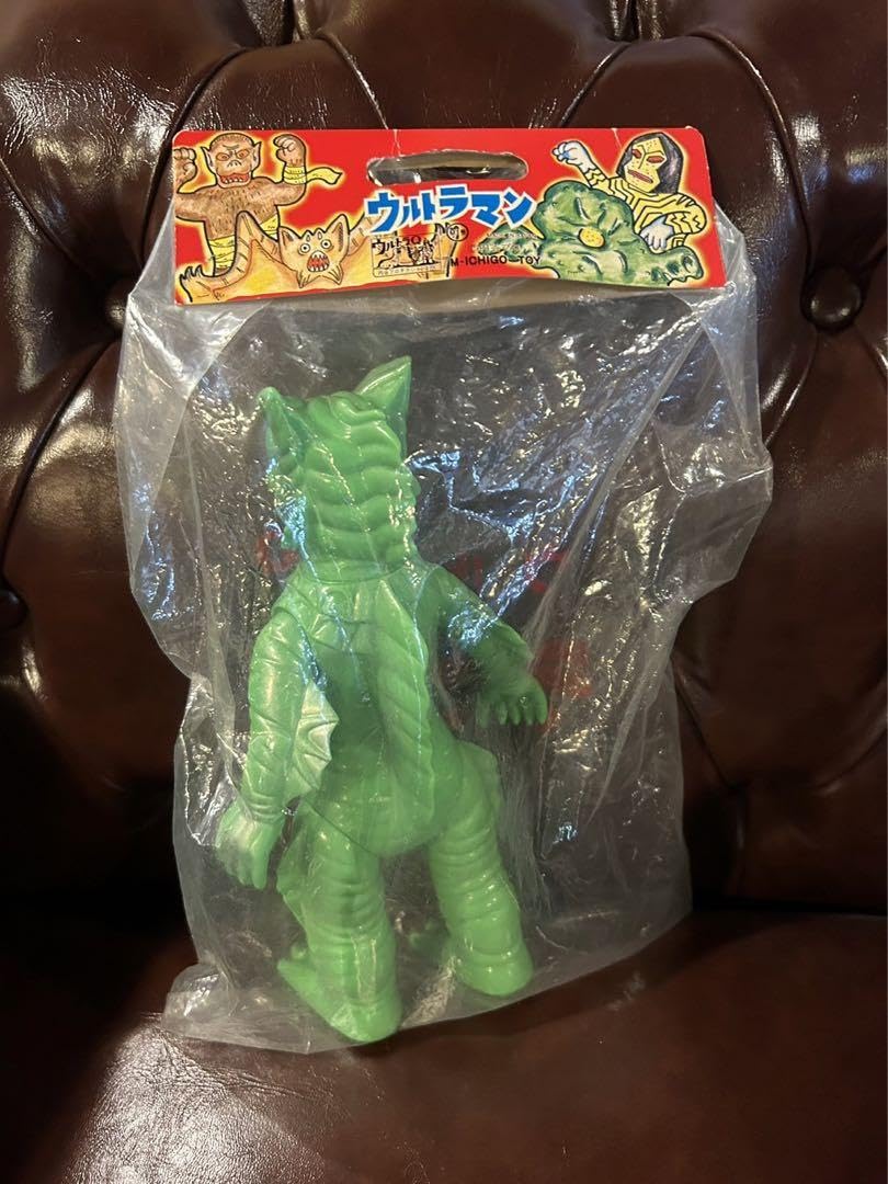 Amazon.co.jp: M1号 ラゴン ソフビ : おもちゃ